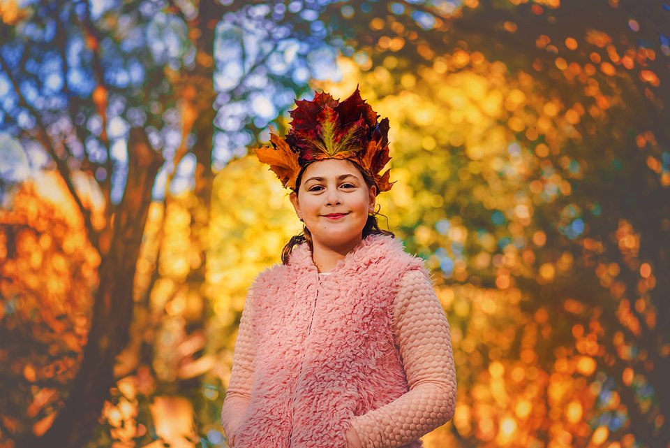 autumn photography, girl, leaf crown