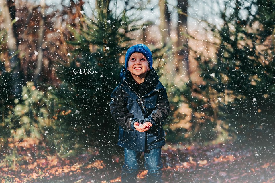 RaDiKo photography, Milton Keynes, newborn, baby, children, family photography, Milton Keynes photographer, Outdoor photo session, XMAS mini photoshoot