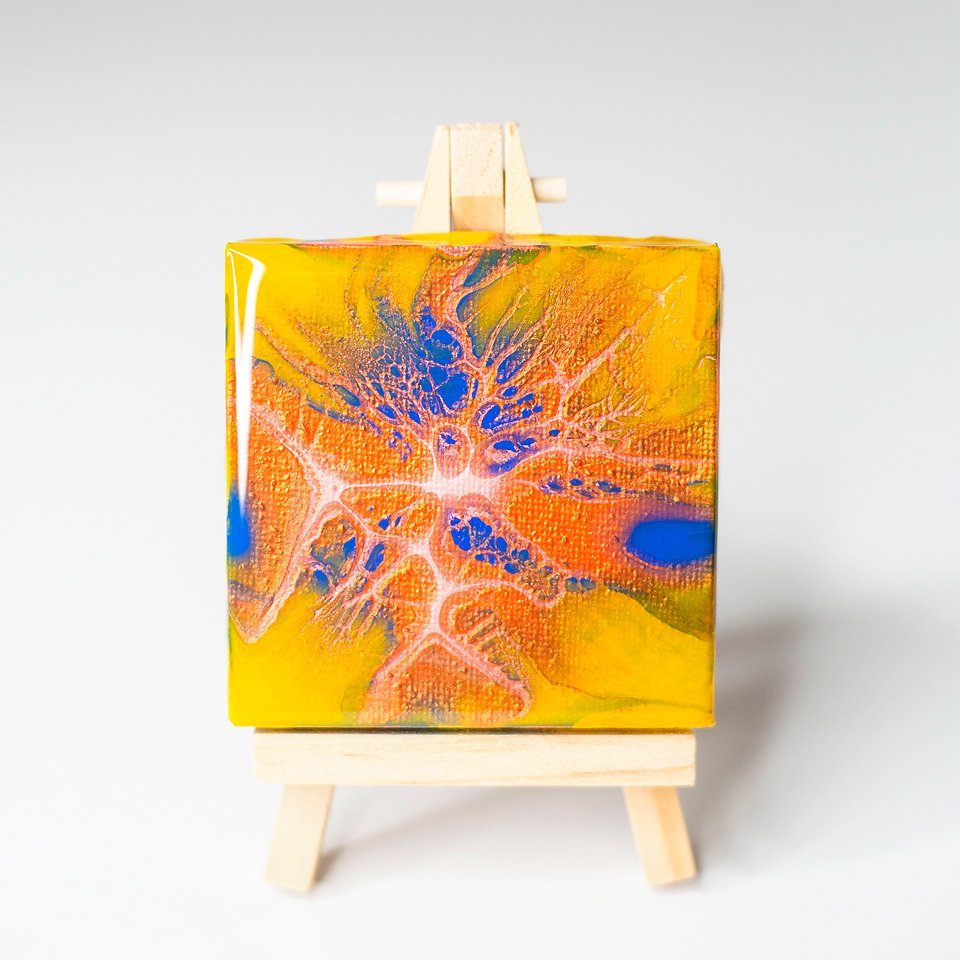 RaDiKo.Art, desktop Art, mini painting, uv glow, artist Milton Keynes, fluid art, acrylic pour, Resin artwork, gift idea, google search, FB Radostina Kostadinova, radiko uk