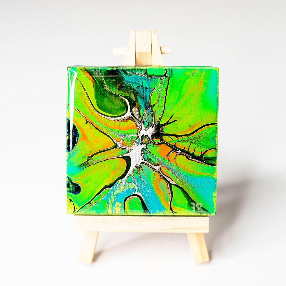 RaDiKo.Art, desktop Art, mini painting, uv glow, artist Milton Keynes, fluid art, acrylic pour, Resin artwork, gift idea, google search, FB Radostina Kostadinova, radiko uk