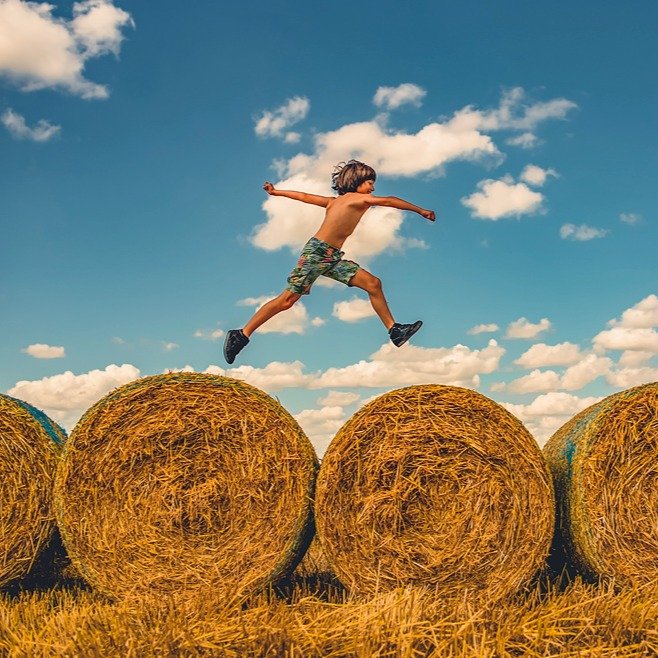 Jumping into the most colorful and cozy season of the year! Autumn is here, and with it comes golden leaves, crisp air, and the perfect backdrop for children and family photoshoots.

Wrapped in warm jumpers, playful in the leaves, or snuggled up together.. these little moments become the big memories. 🍁📸

Let’s capture the laughter, the coziness, and the magic of autumn together. DM to book your family session today! 💛

#AutumnVibes #FamilyPhotography #ChildrenPhotography #miltonkeynesphotographer #GoldenSeason
#radiko #miltonkeynesphotography